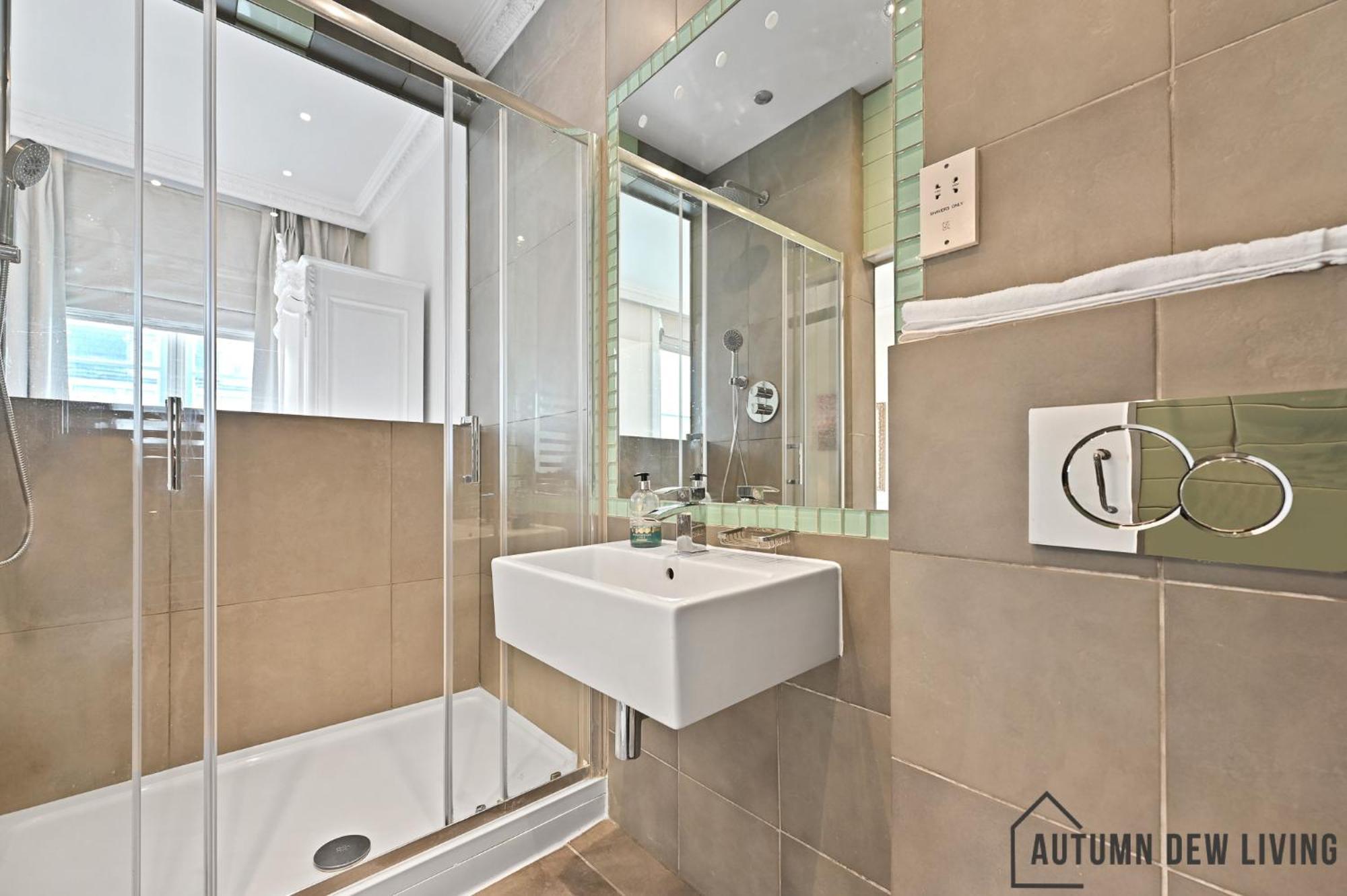 伦敦Beautiful 2 King Size Beds 2 Bath- Sleeps 5 In Earls Court公寓 外观 照片